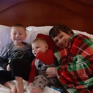 Meet your Posher, Mikalsparks